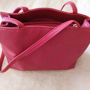 Red leather handbag in like-new condition